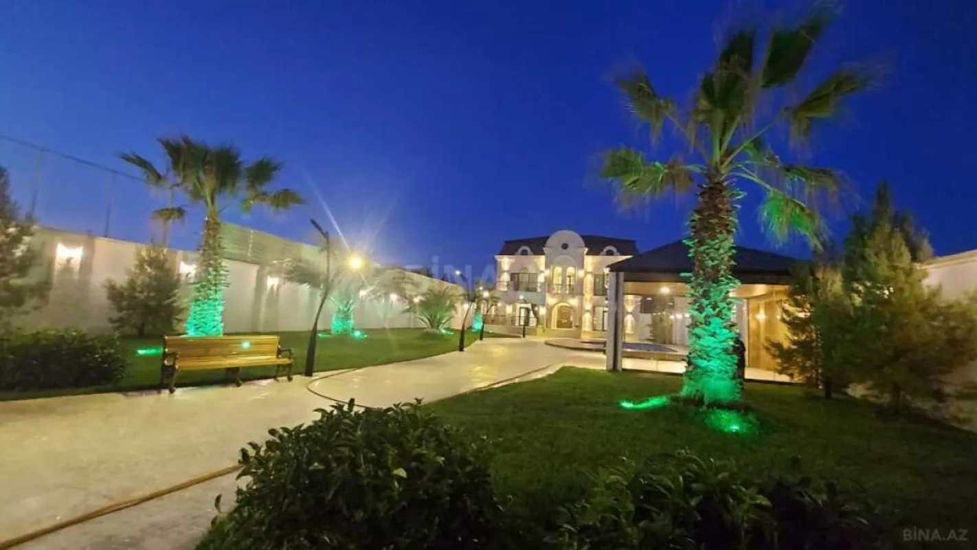 Satılır 6 otaqlı həyət evi 500 m²