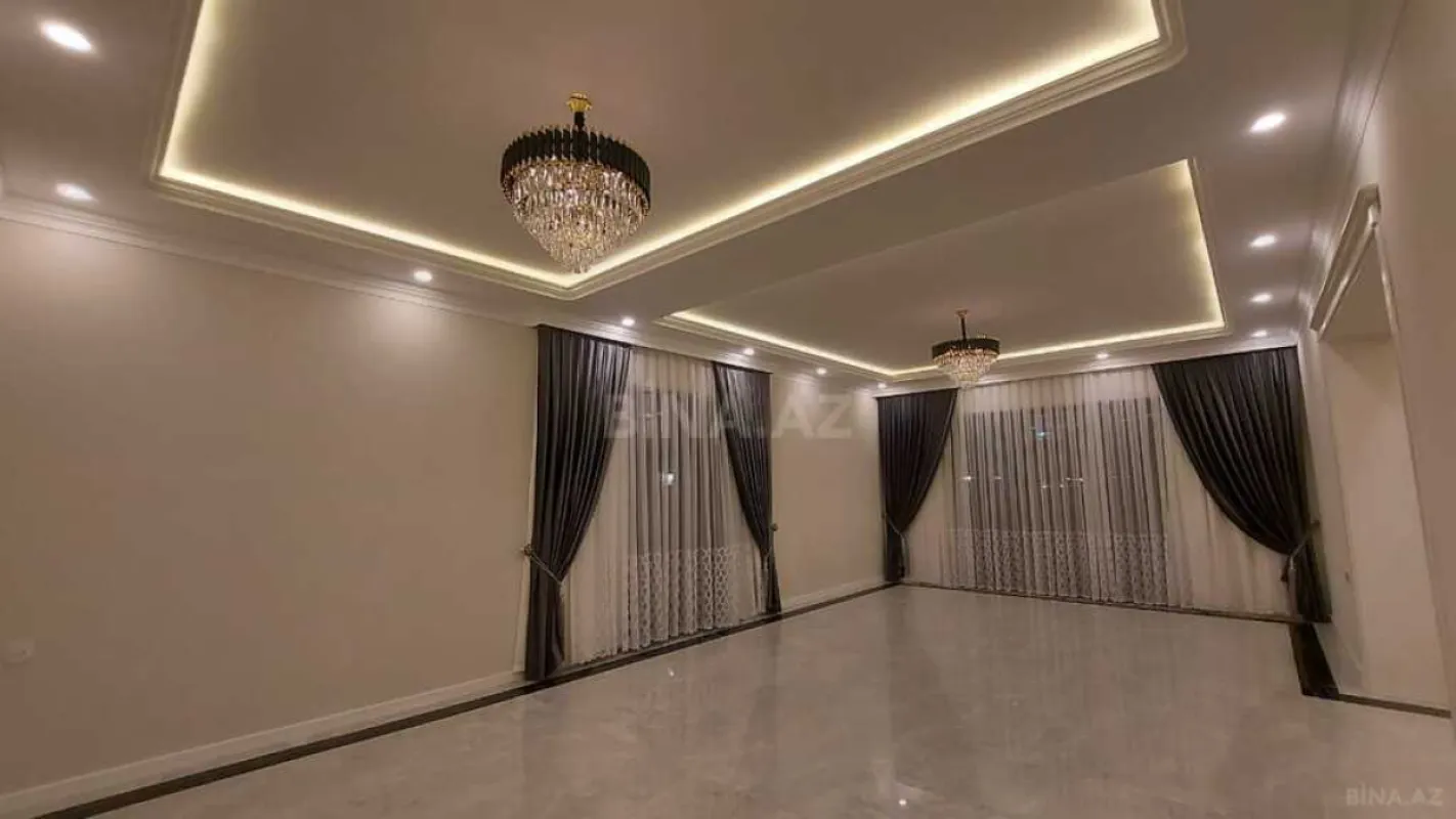 Satılır 6 otaqlı həyət evi 500 m²