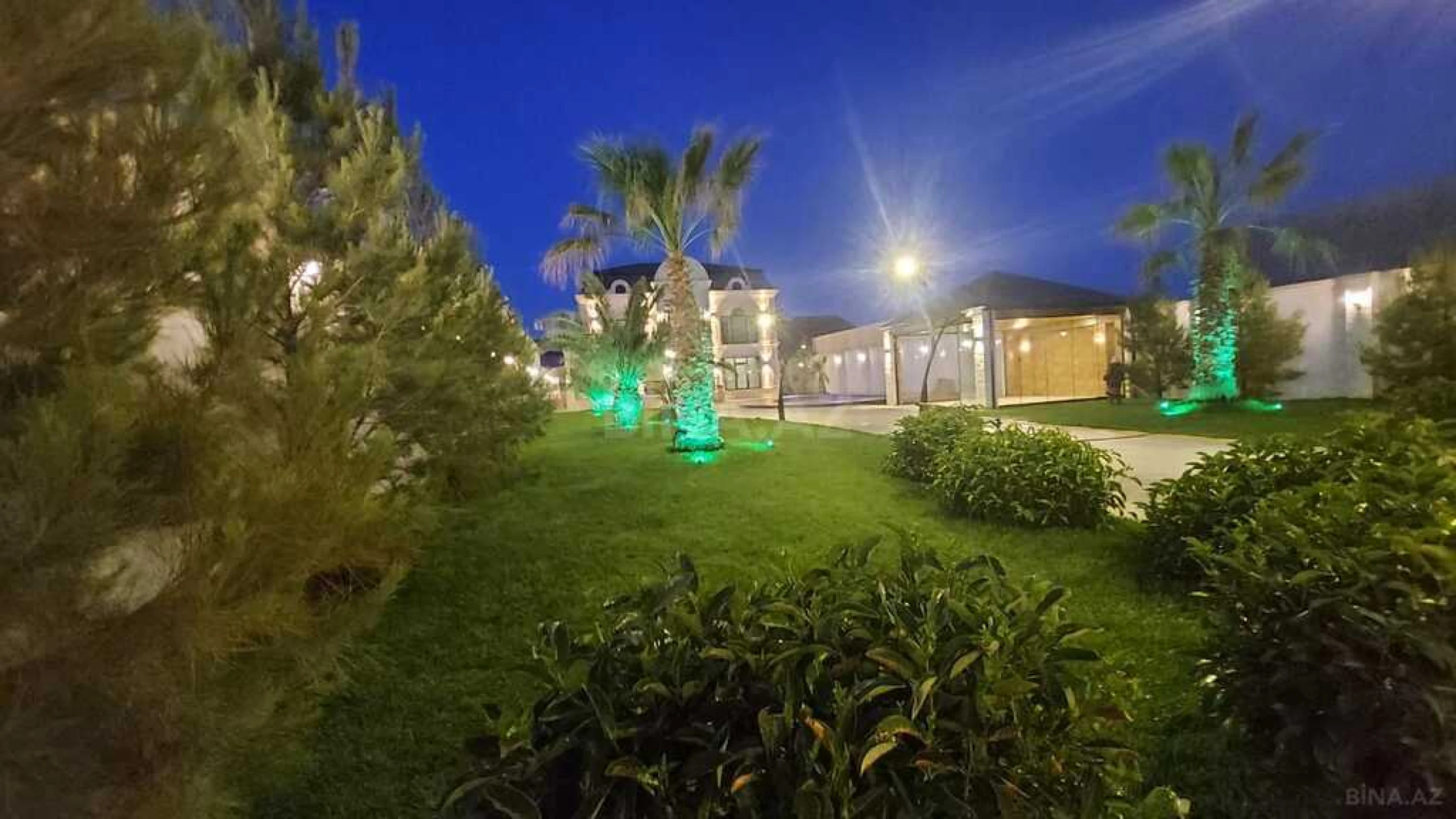 Satılır 6 otaqlı həyət evi 500 m²
