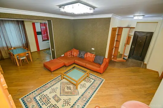 Kirayə verilir 4 otaqlı mənzil 140 m² — Bakı, Sahil qəs. 4 otaq 140.00 m²