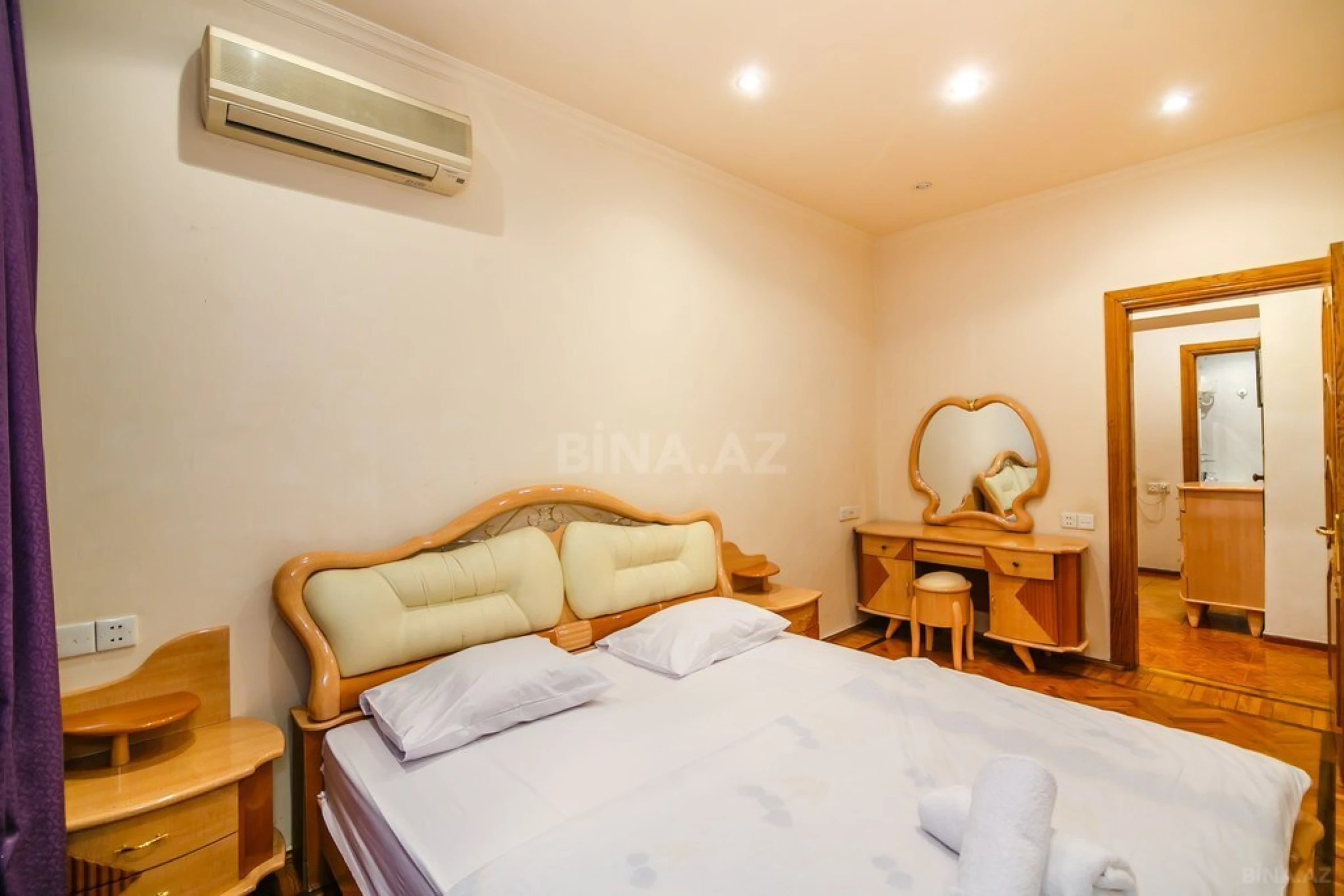 Kirayə verilir 4 otaqlı mənzil 140 m²