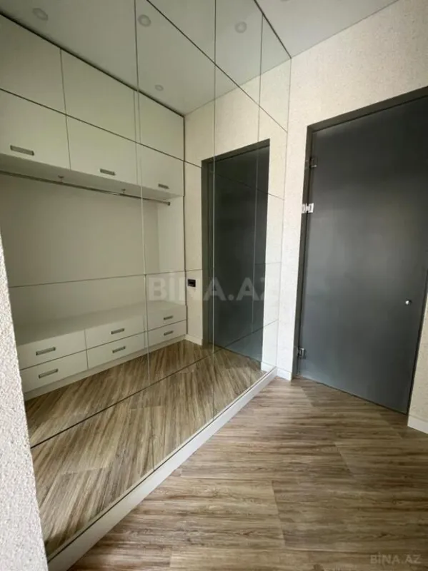 Satılır həyət evi 300 m²