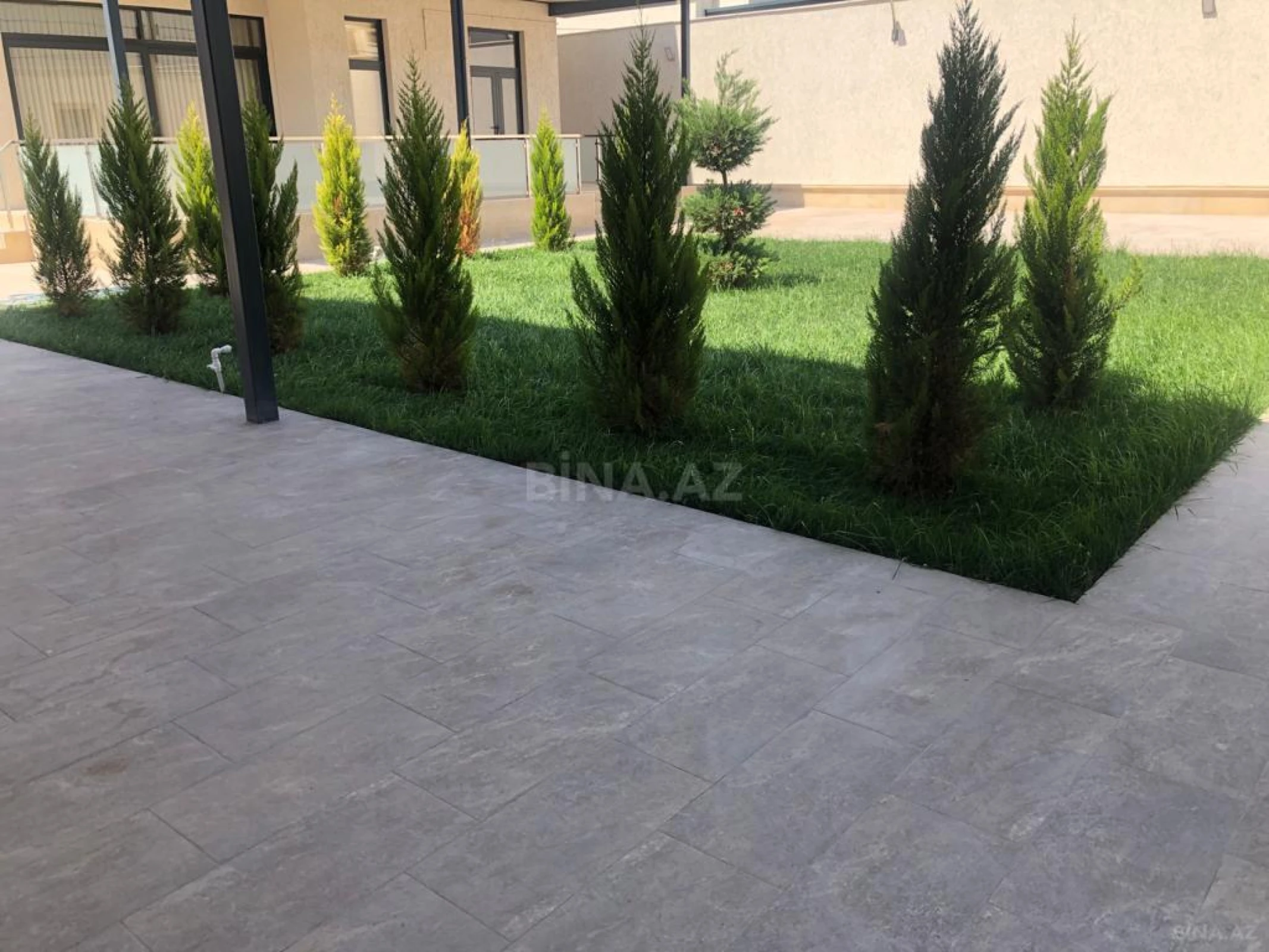 Kirayə verilir 5 otaqlı həyət evi 360 m²
