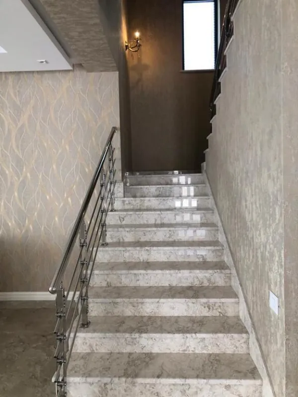 Kirayə verilir 5 otaqlı həyət evi 360 m²