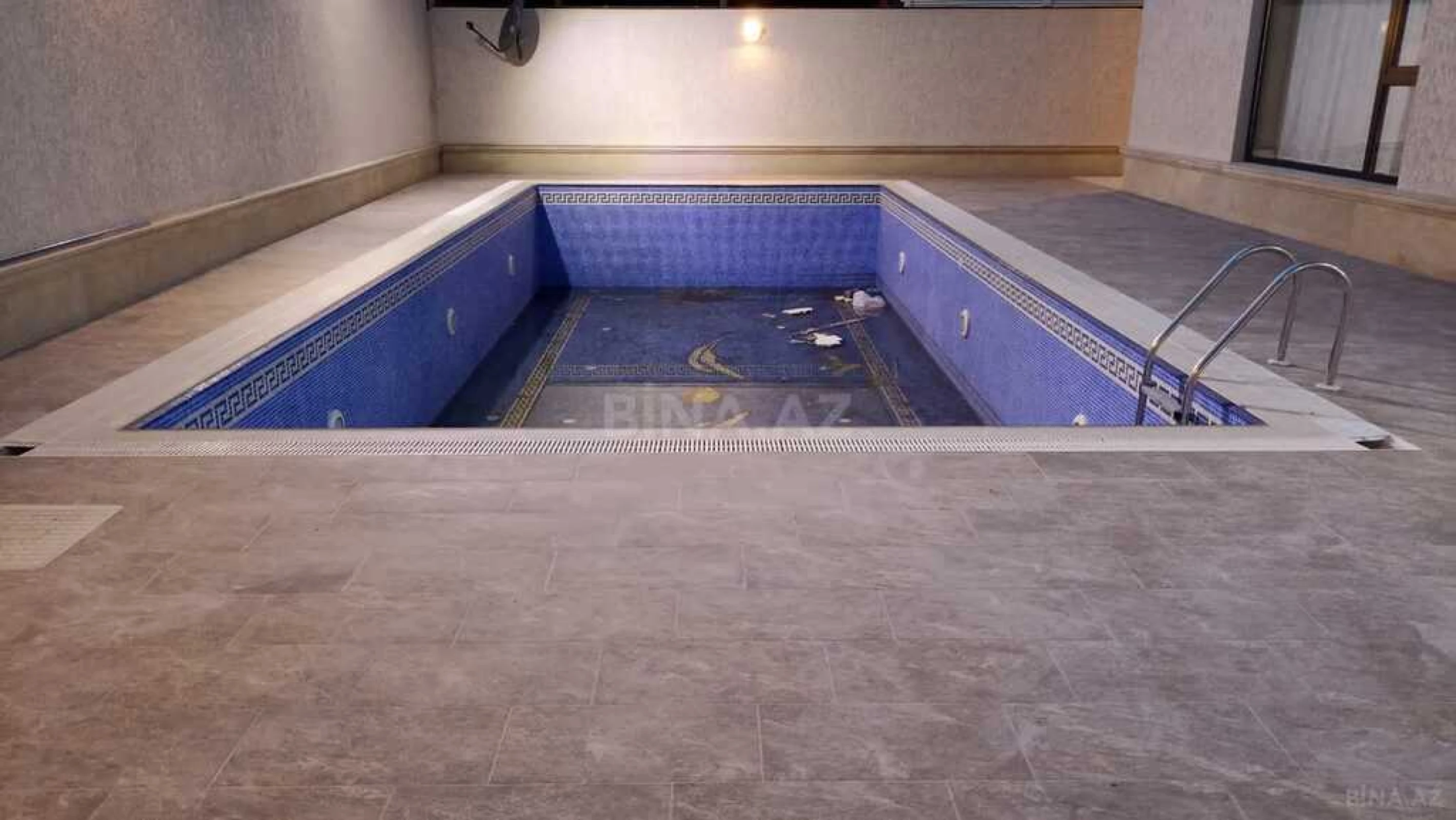 Kirayə verilir 5 otaqlı həyət evi 360 m²