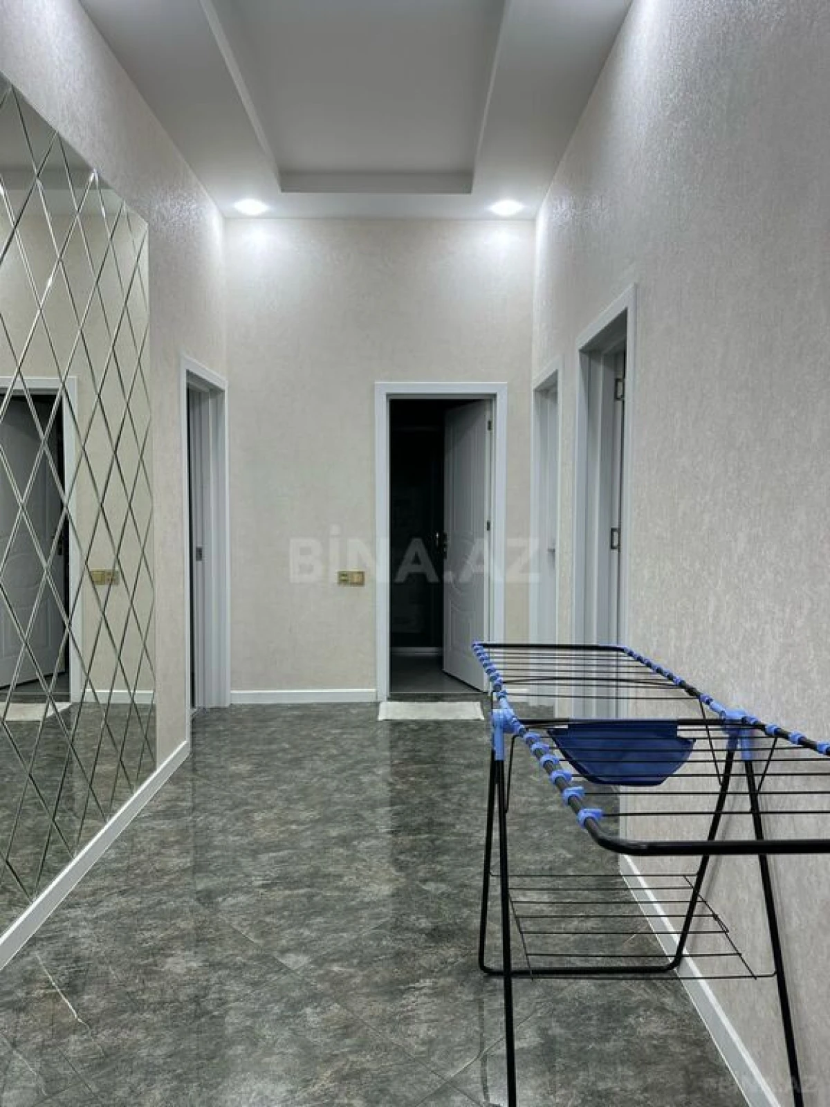 Kirayə verilir 4 otaqlı həyət evi 200 m²