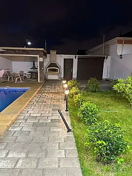 Kirayə verilir 4 otaqlı həyət evi 200 m²