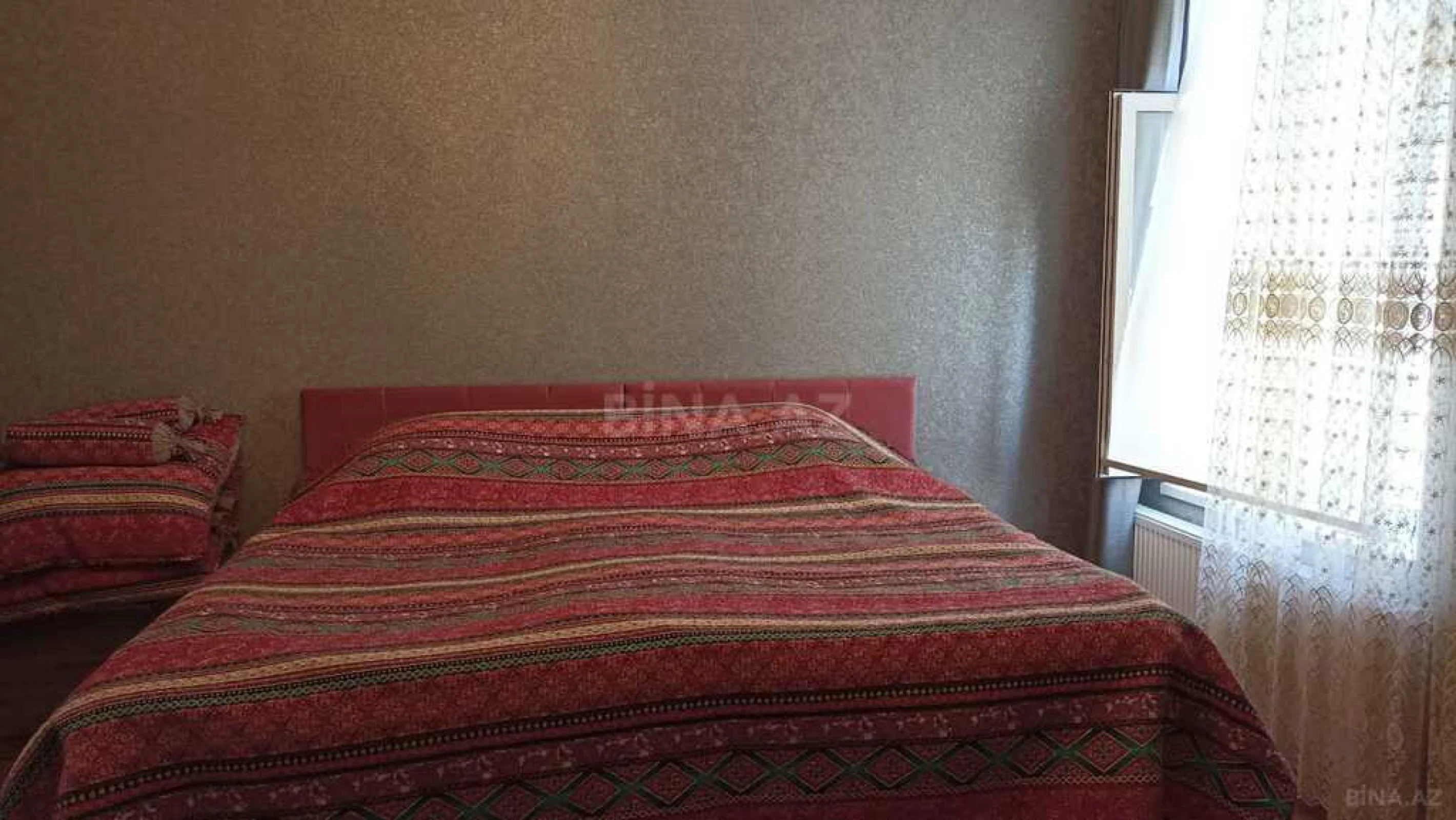 Kirayə verilir 5 otaqlı həyət evi 260 m²