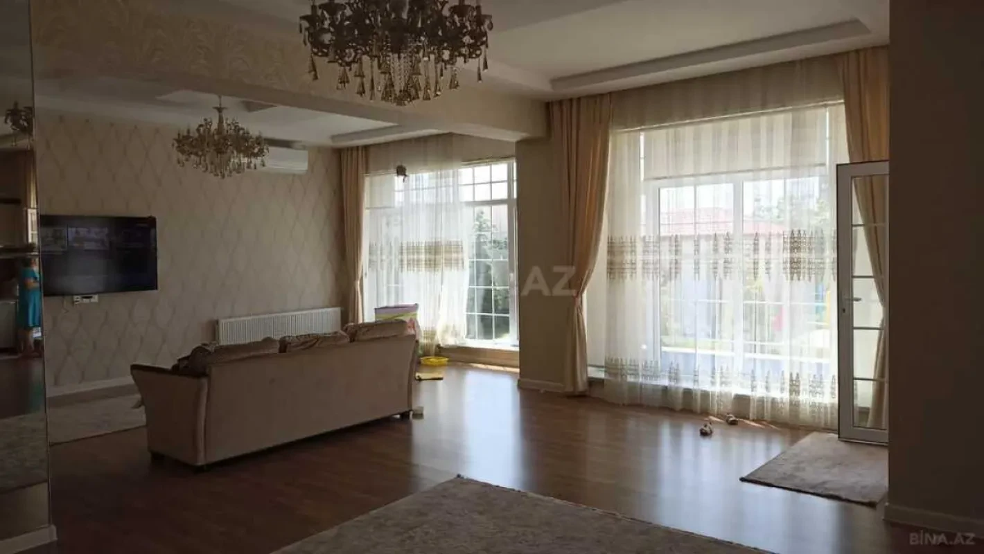 Kirayə verilir 5 otaqlı həyət evi 260 m²