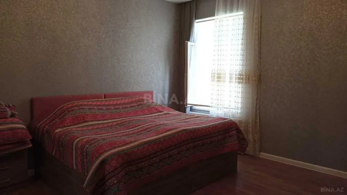 Kirayə verilir 5 otaqlı həyət evi 260 m²