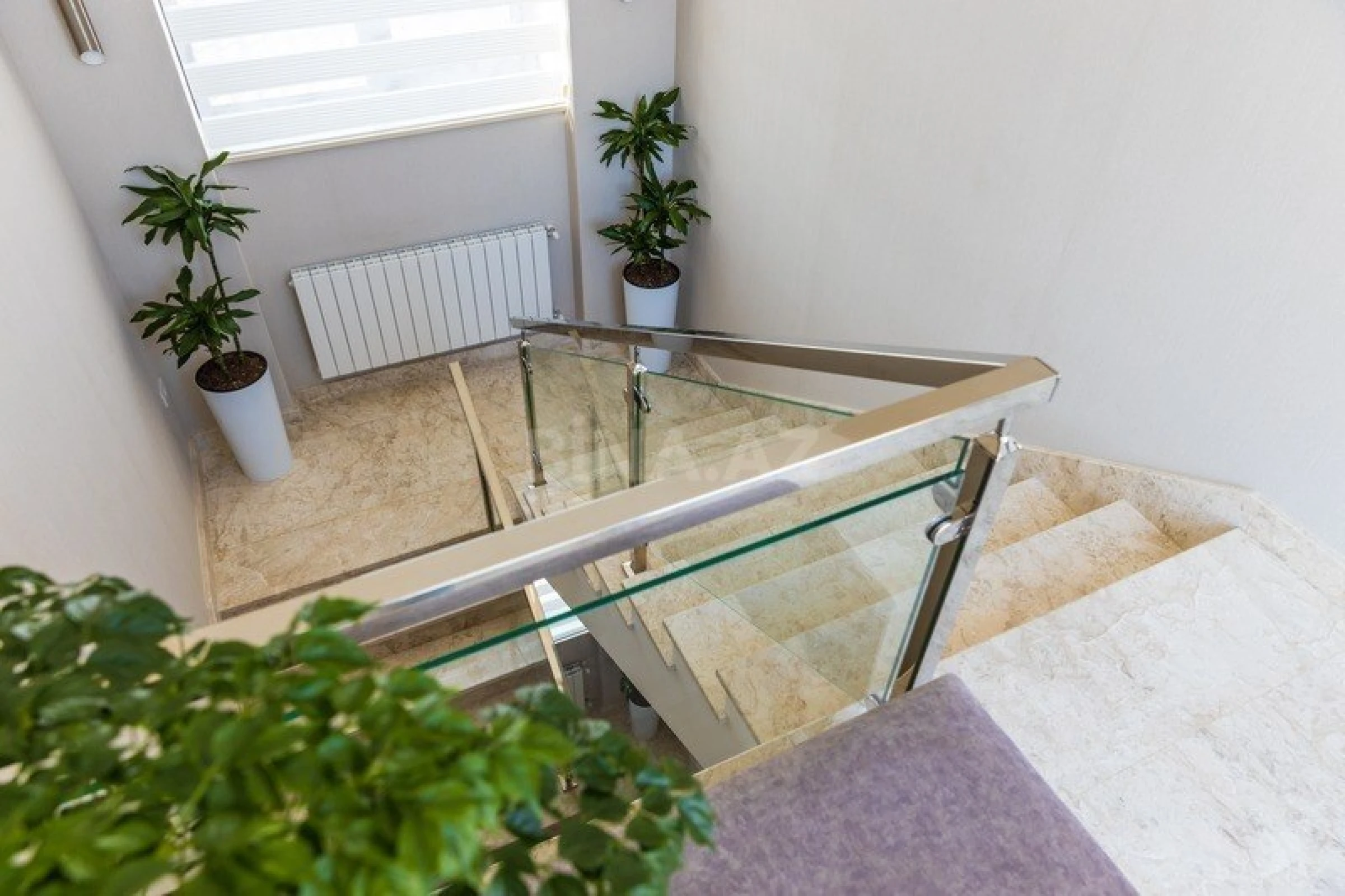 Satılır həyət evi 600 m²