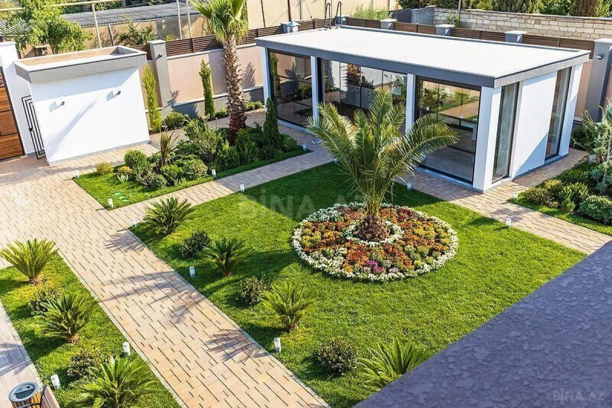 Satılır həyət evi 600 m²