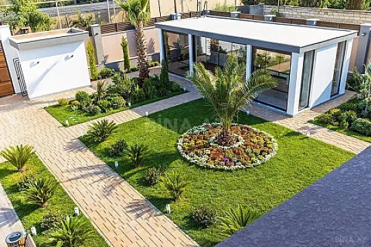 Satılır həyət evi 600 m²