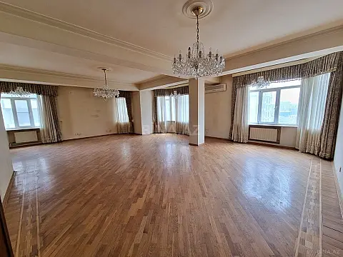 Satılır 4 otaqlı mənzil 185 m² — Bakı, Nərimanov 4 otaq 185.00 m²