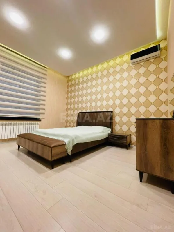 Kirayə verilir 4 otaqlı həyət evi 240 m²