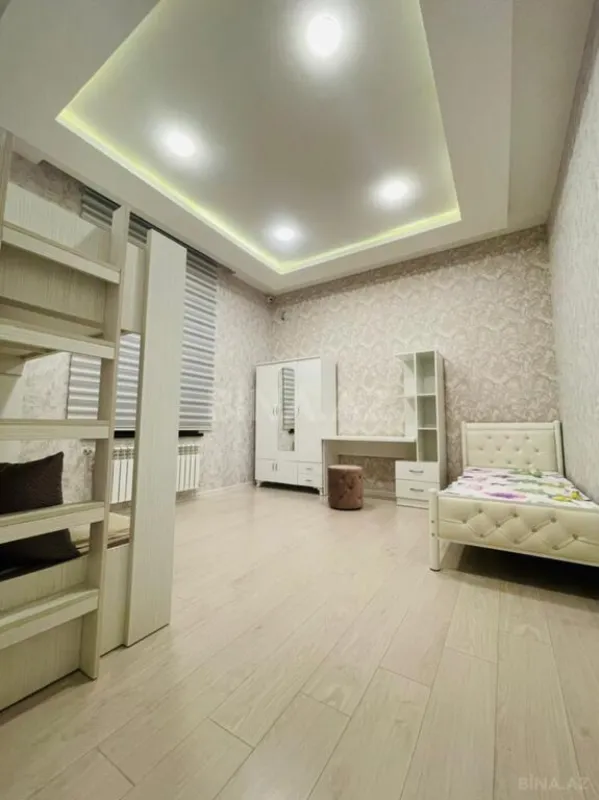 Kirayə verilir 4 otaqlı həyət evi 240 m²