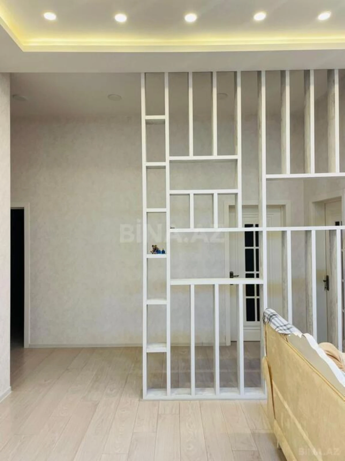 Kirayə verilir 4 otaqlı həyət evi 240 m²