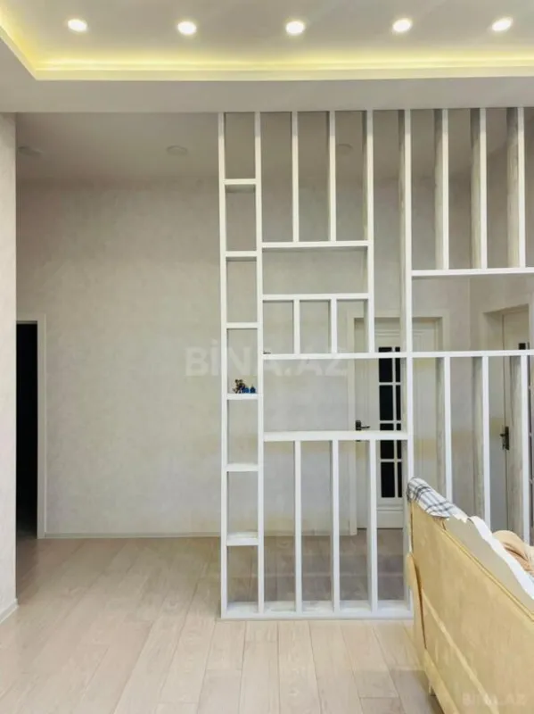 Kirayə verilir 4 otaqlı həyət evi 240 m²