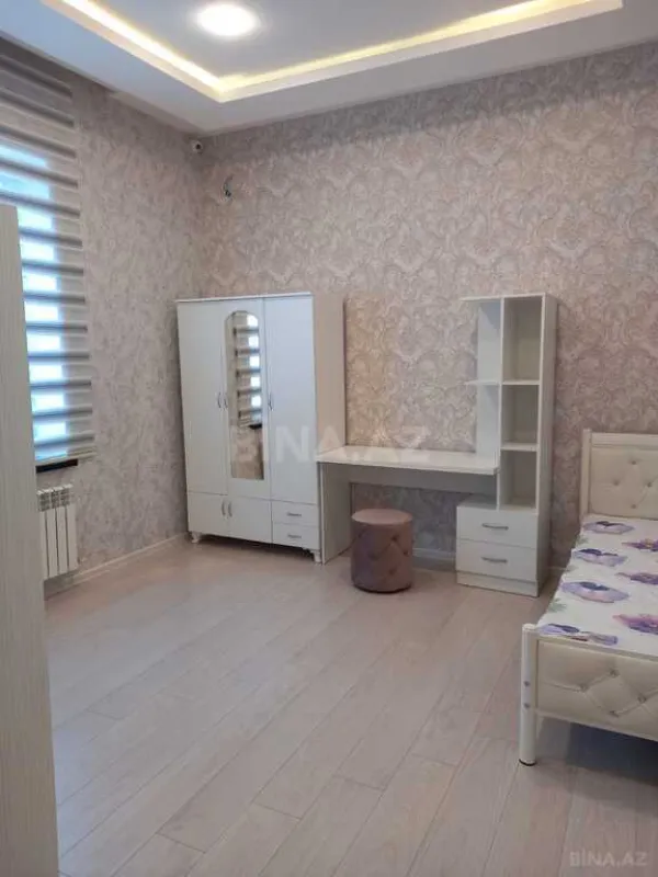 Kirayə verilir 4 otaqlı həyət evi 240 m²