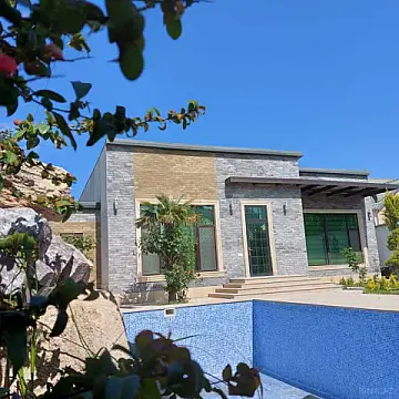 Kirayə verilir 4 otaqlı həyət evi 240 m²