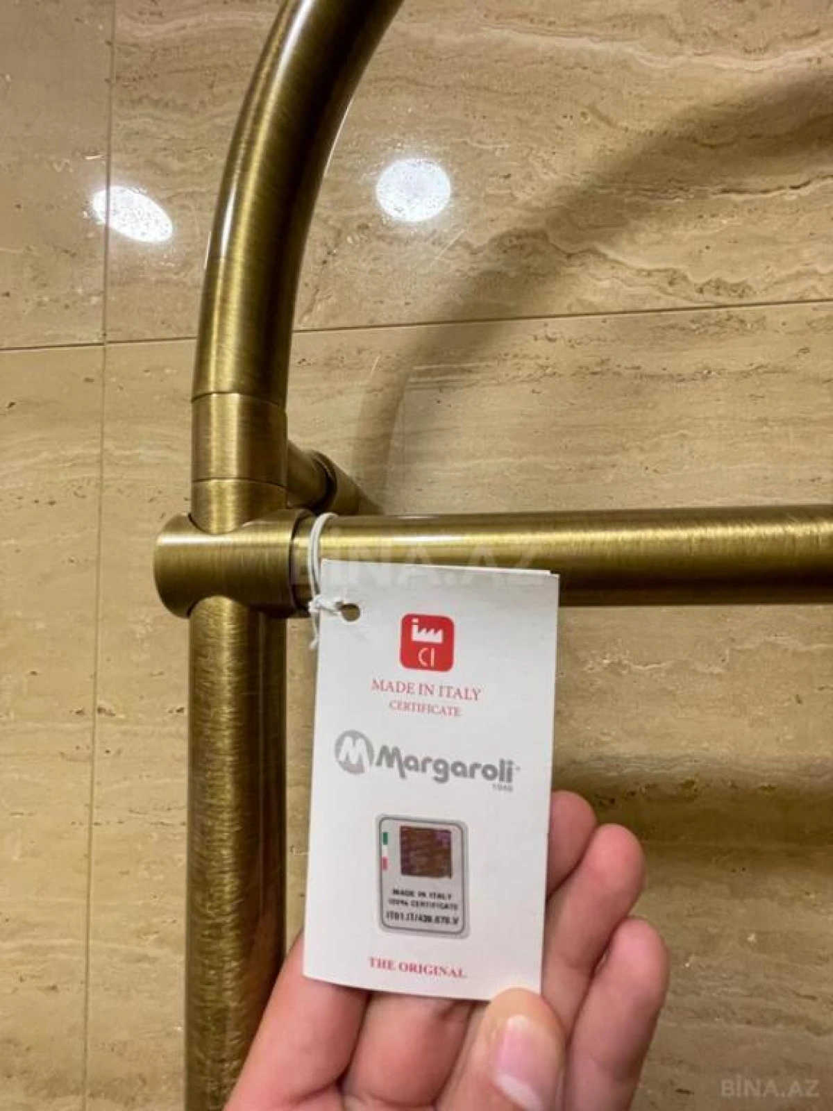 Satılır 5 otaqlı mənzil 287 m²