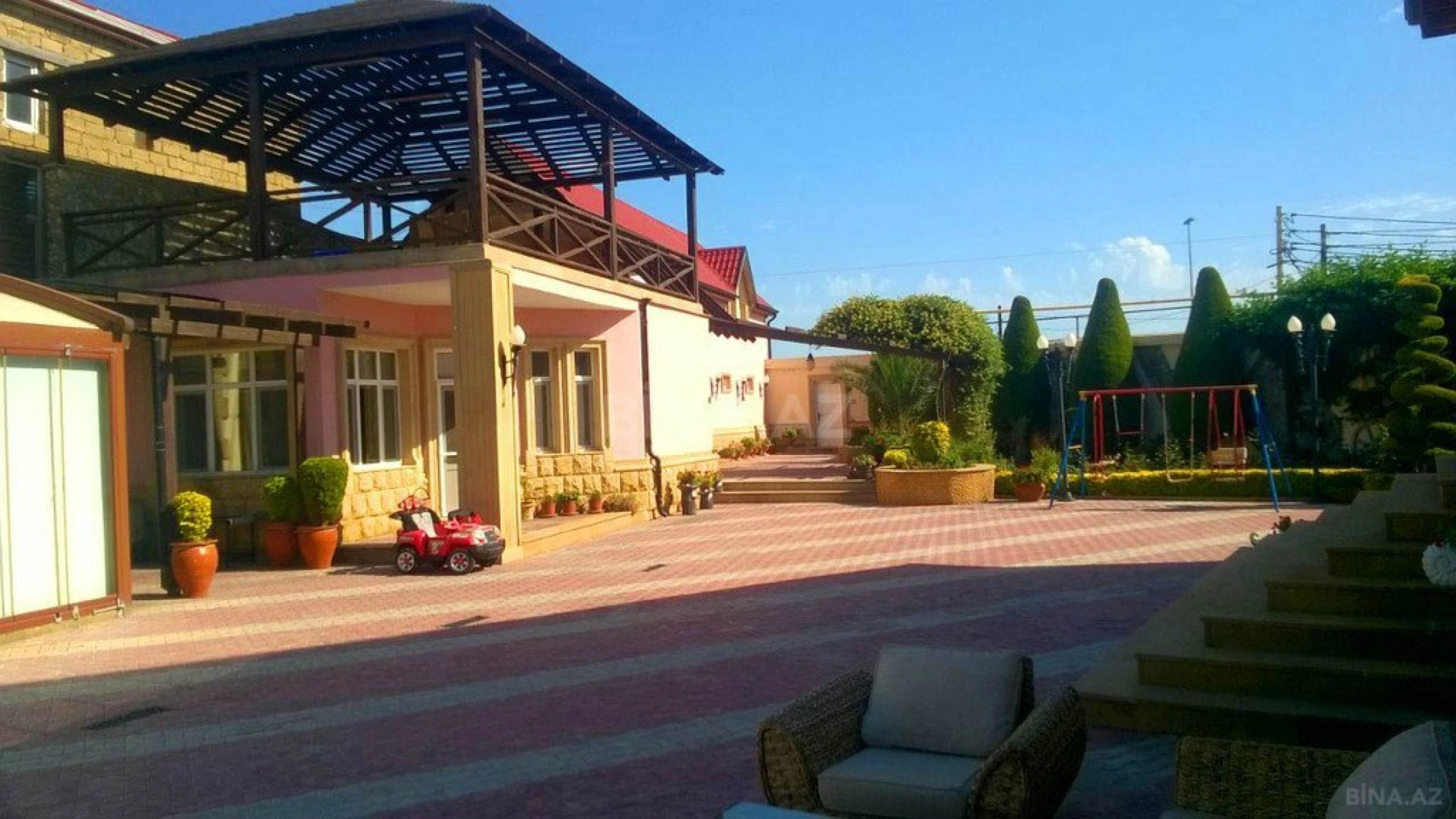 Satılır həyət evi 500 m²