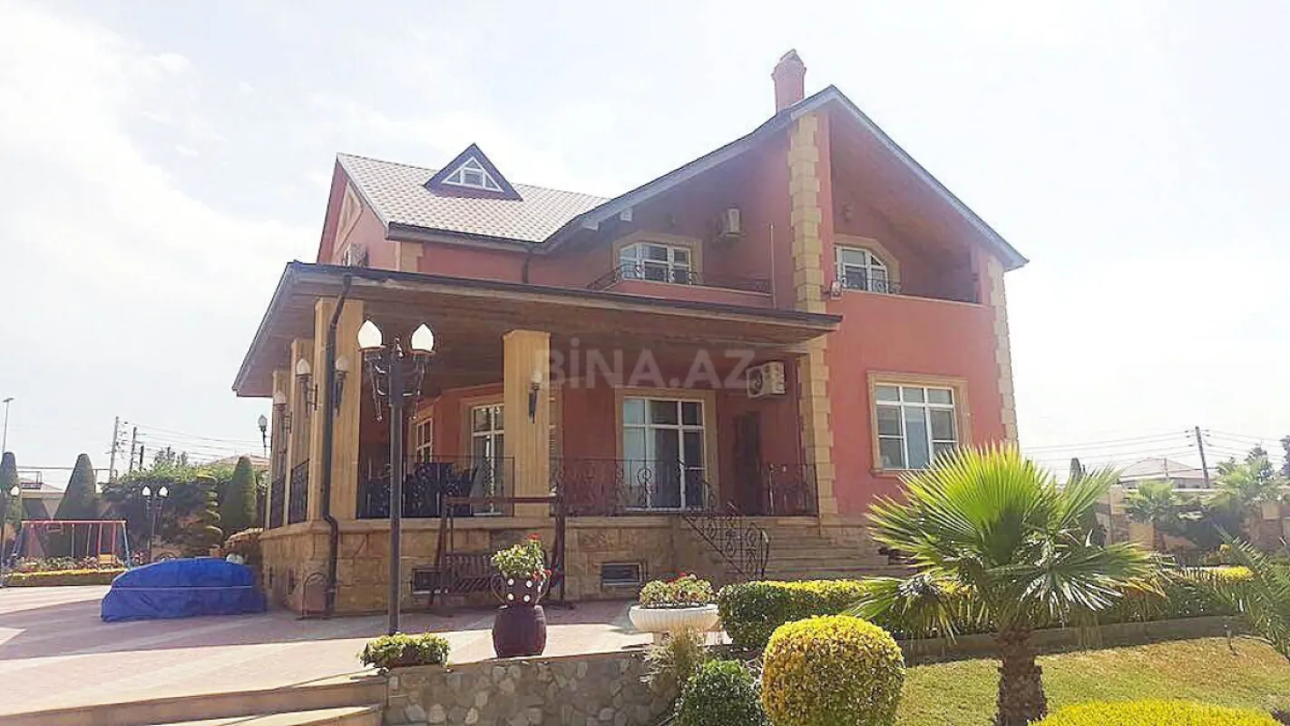 Satılır həyət evi 500 m²