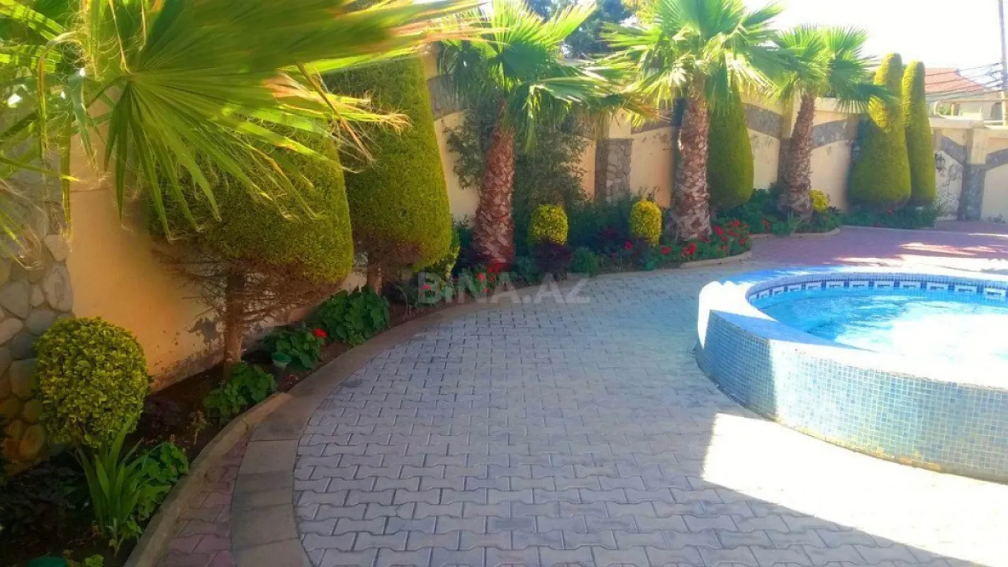 Satılır həyət evi 500 m²