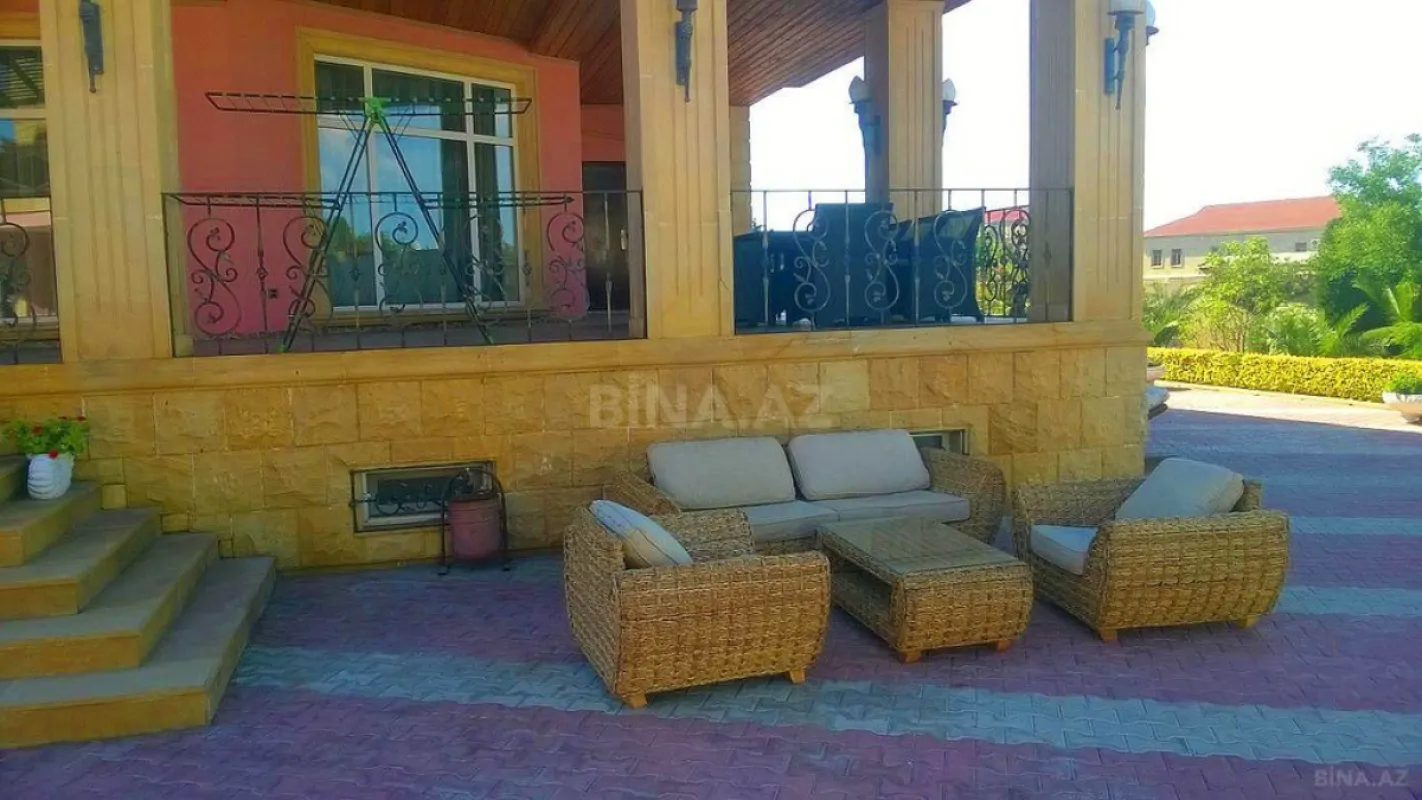 Satılır həyət evi 500 m²