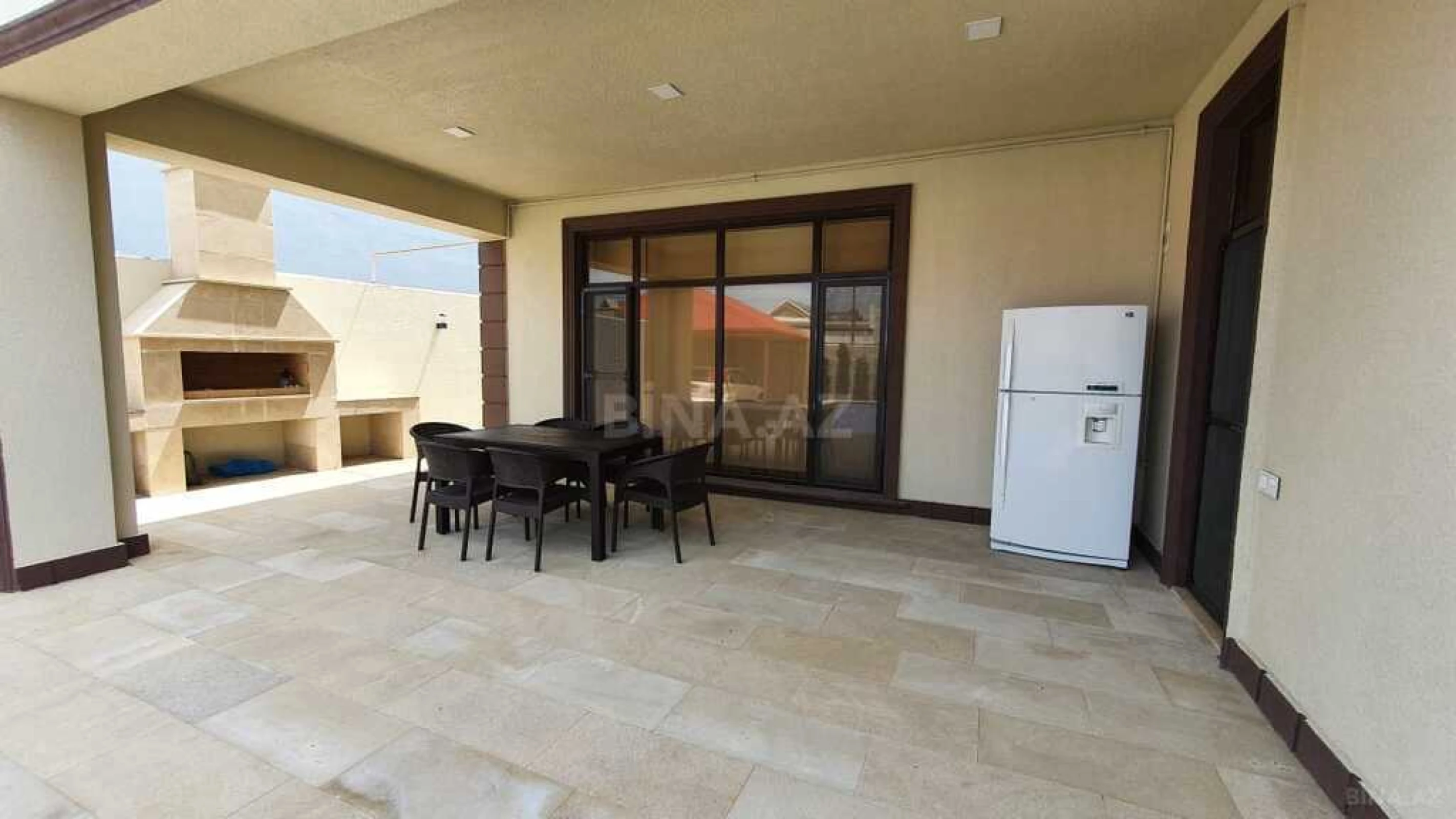 Kirayə verilir 5 otaqlı həyət evi 220 m²