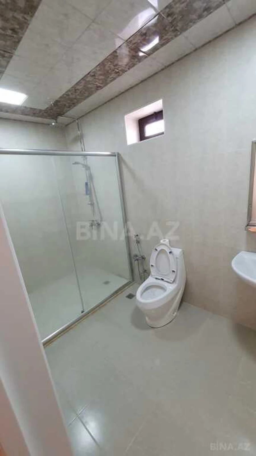 Kirayə verilir 5 otaqlı həyət evi 220 m²