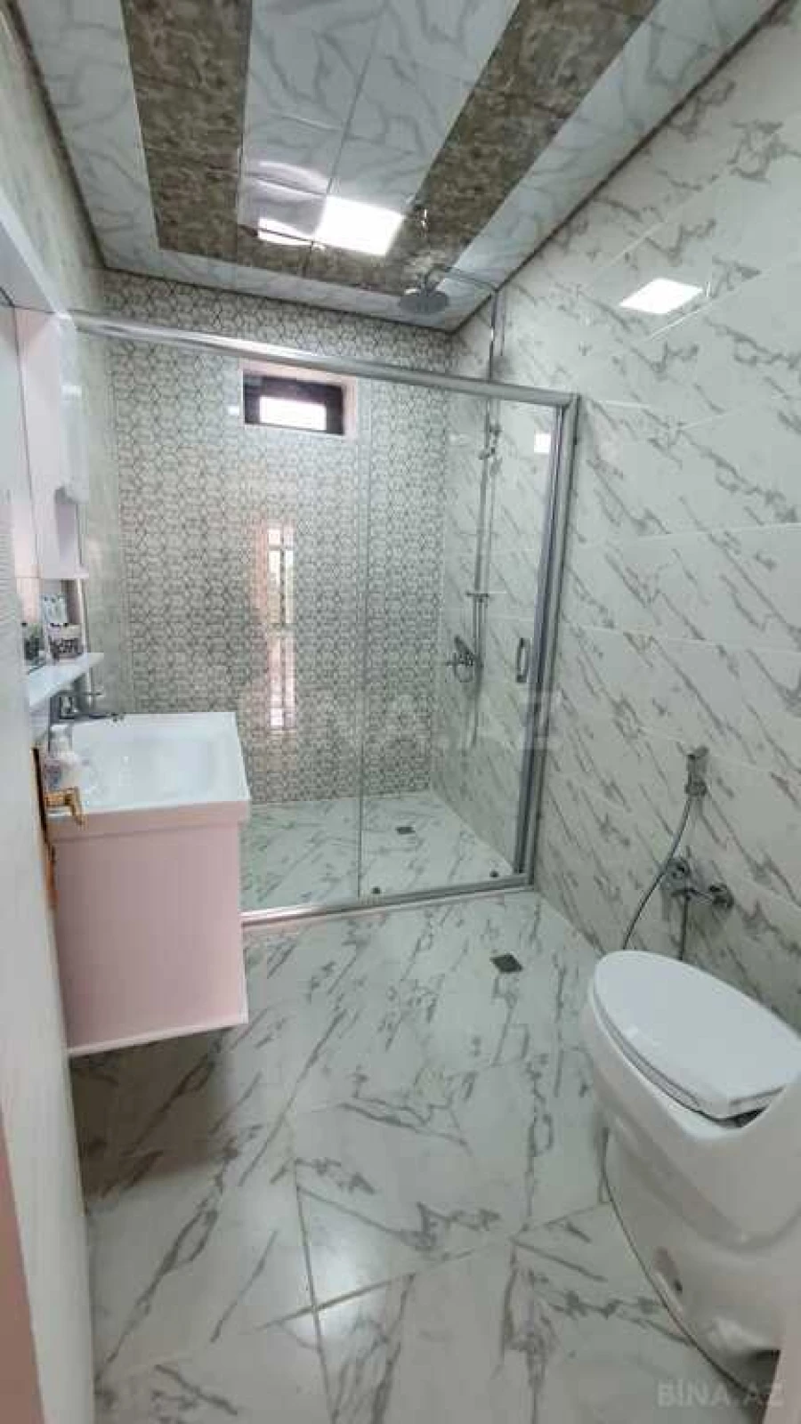 Kirayə verilir 5 otaqlı həyət evi 220 m²