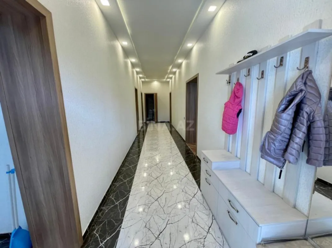 Kirayə verilir 4 otaqlı həyət evi 220 m²