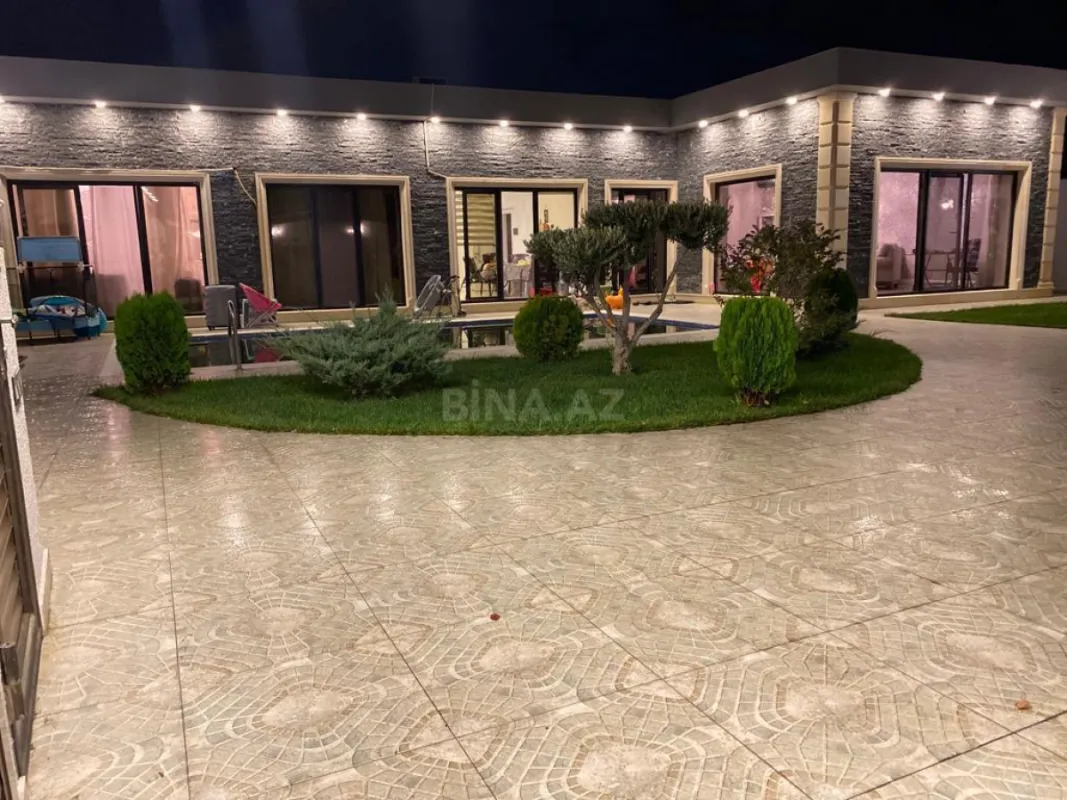 Kirayə verilir 5 otaqlı həyət evi 220 m²