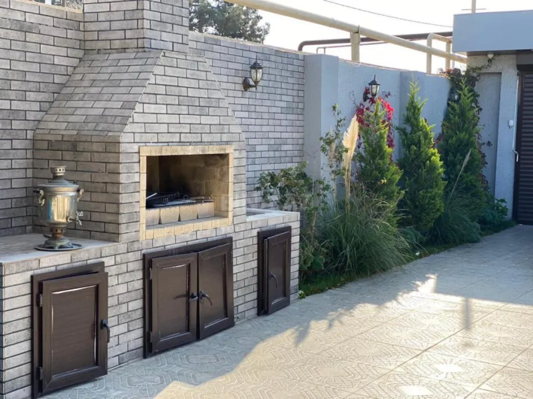 Kirayə verilir 5 otaqlı həyət evi 220 m²