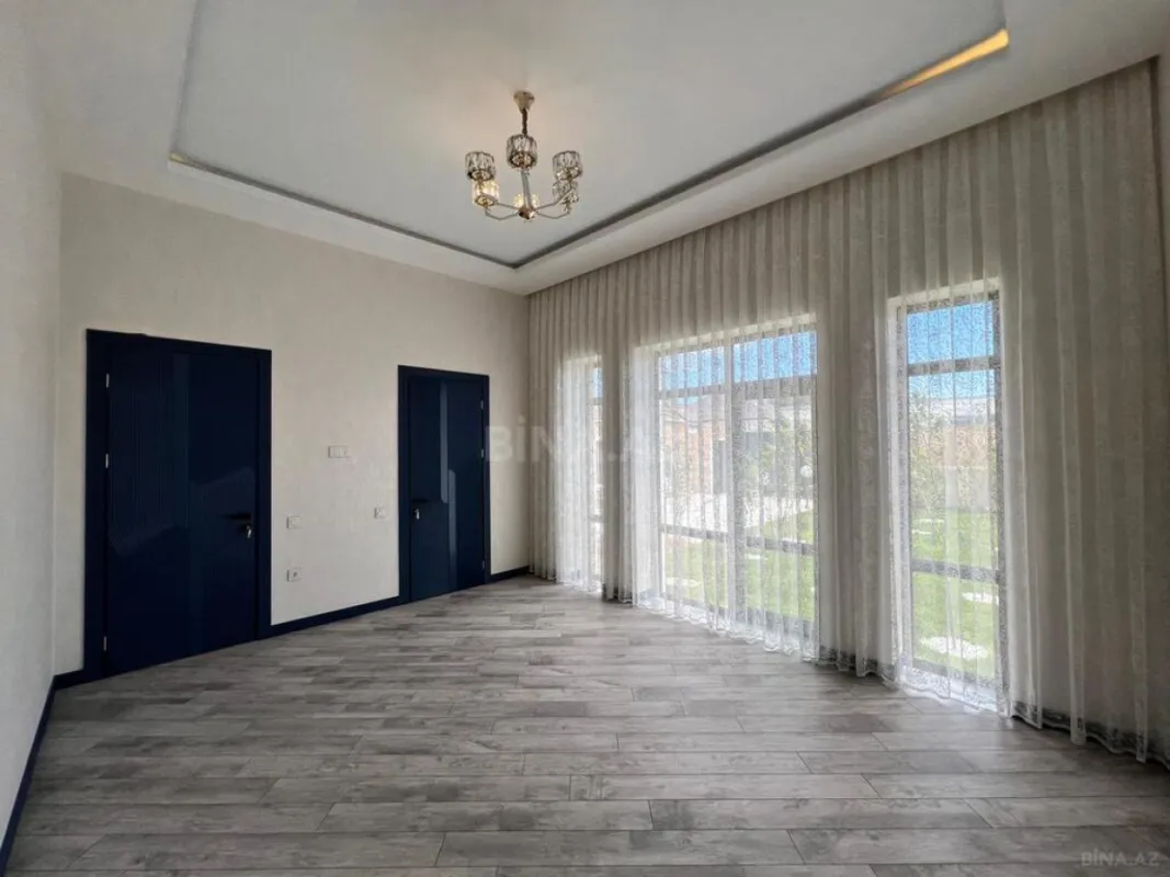 Satılır həyət evi 200 m²