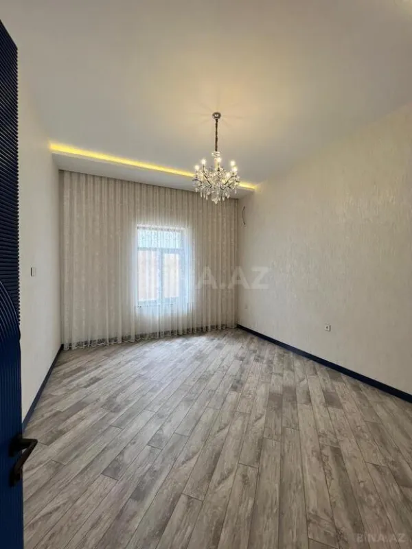 Satılır həyət evi 200 m²