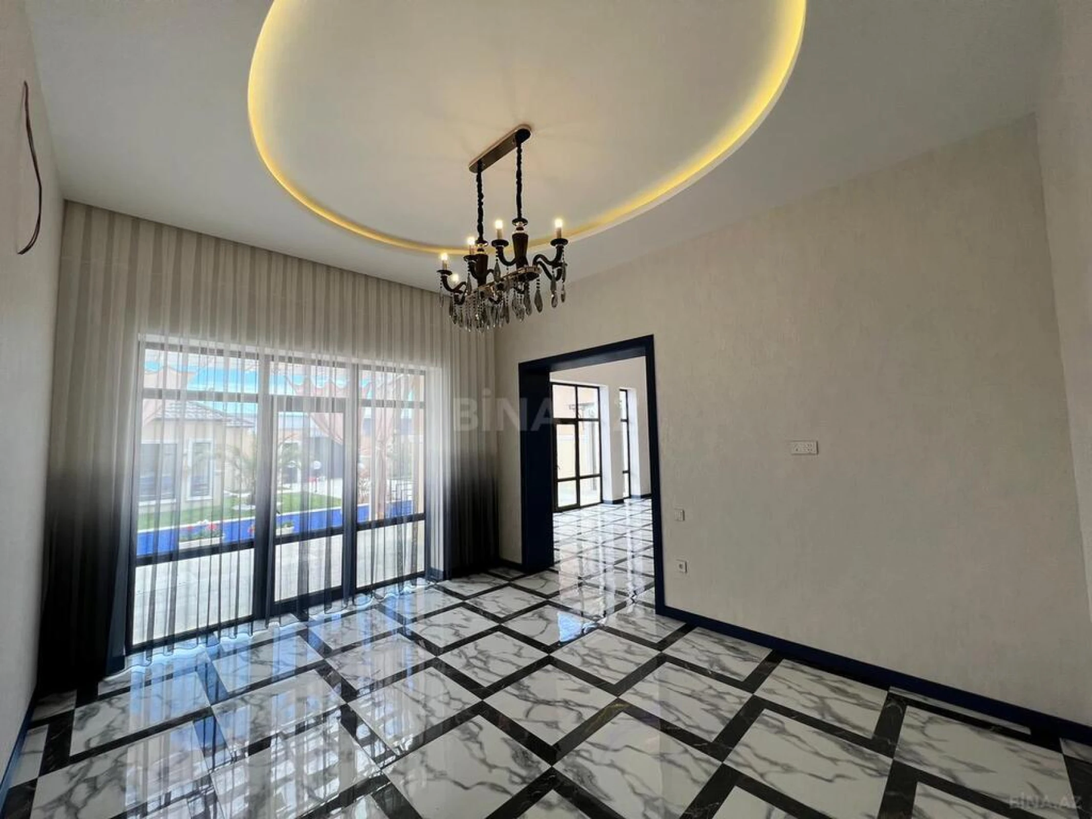 Satılır həyət evi 200 m²