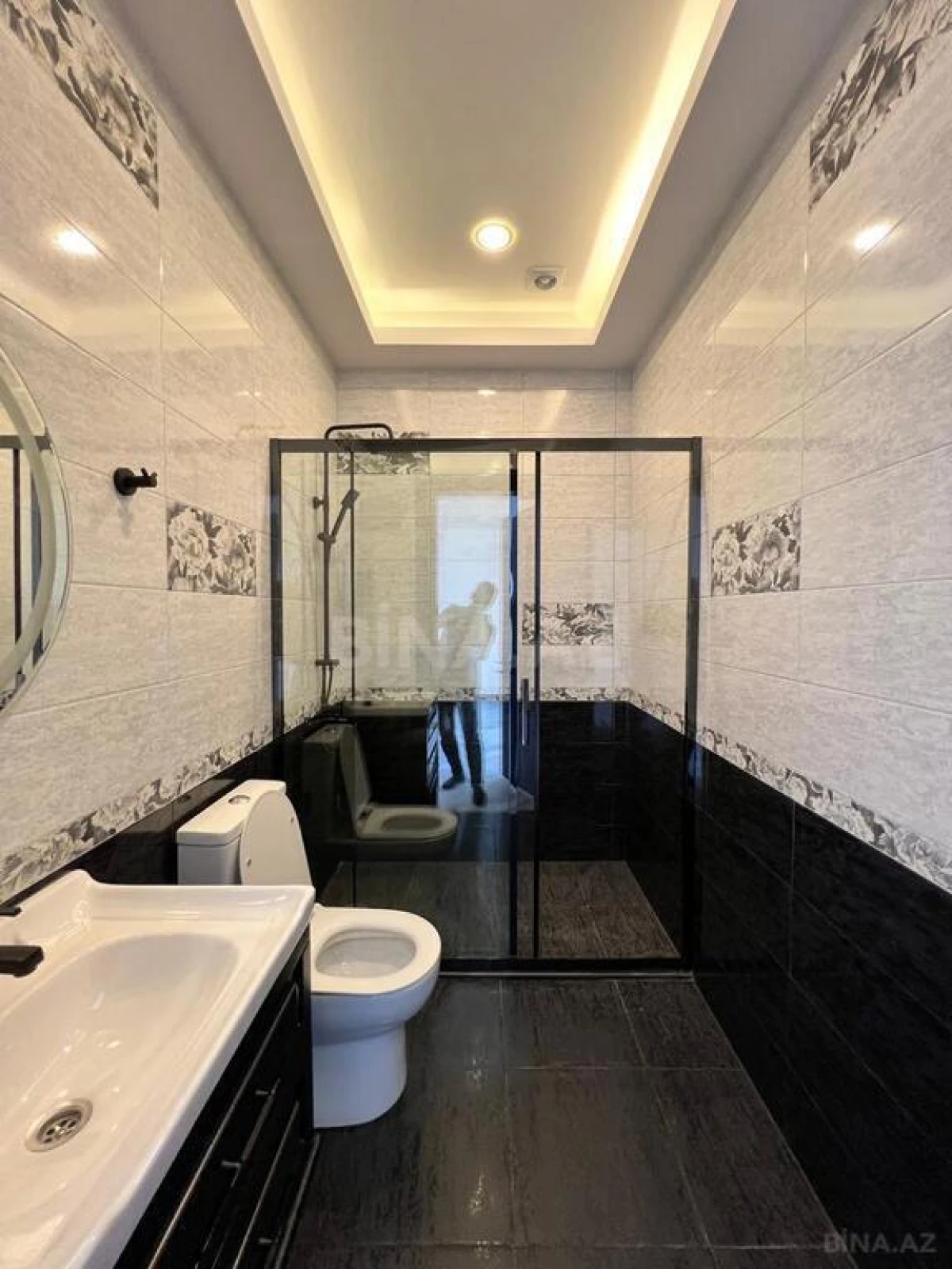 Satılır həyət evi 200 m²