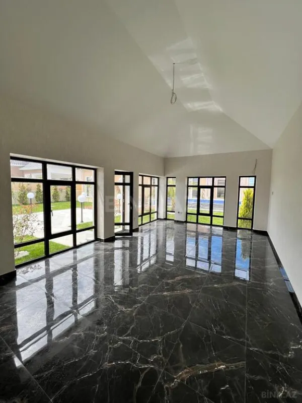 Satılır həyət evi 200 m²