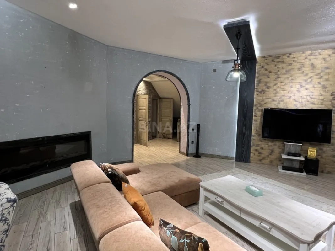 Kirayə verilir 6 otaqlı həyət evi 360 m²