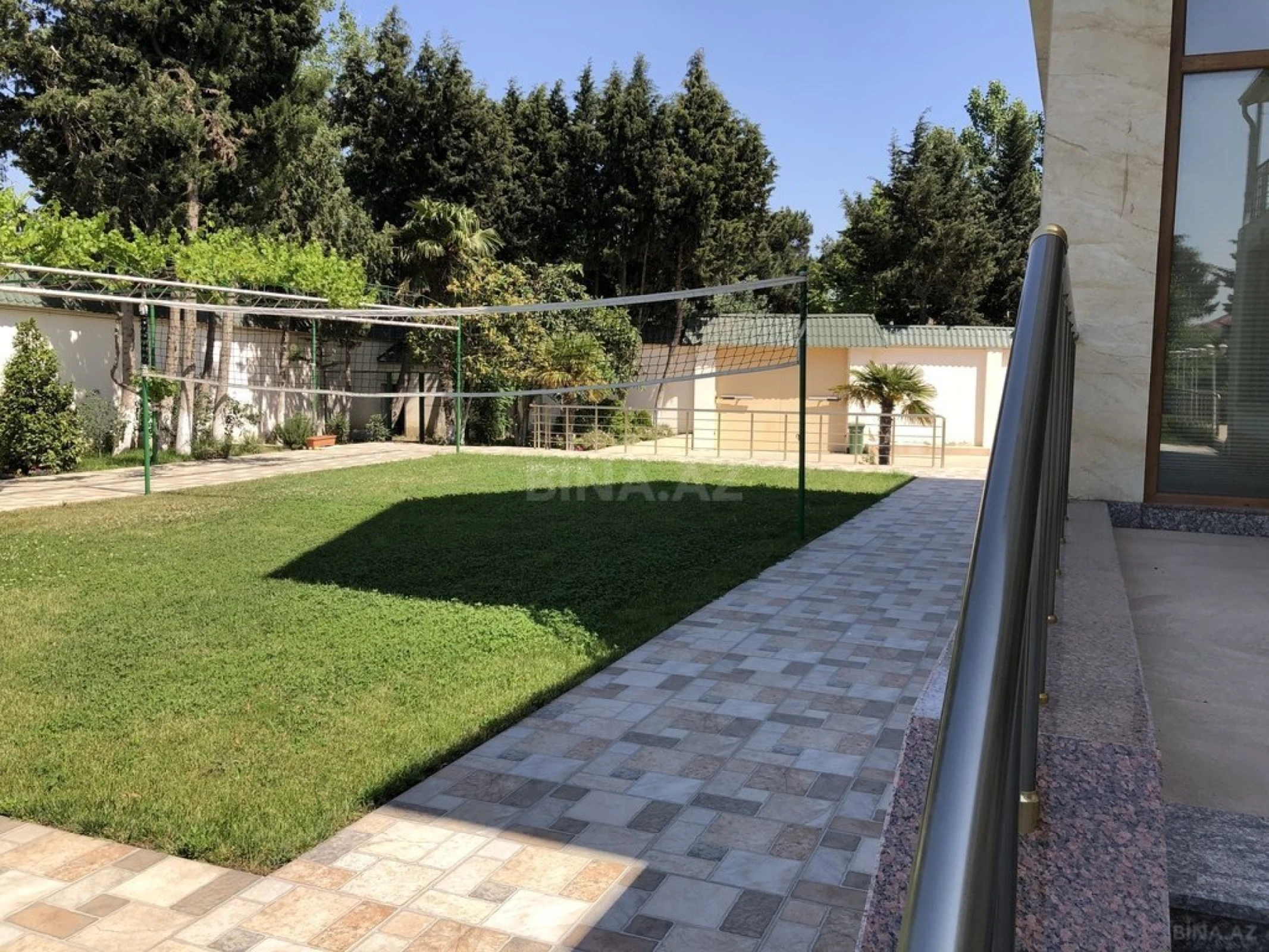 Kirayə verilir 5 otaqlı həyət evi 400 m²