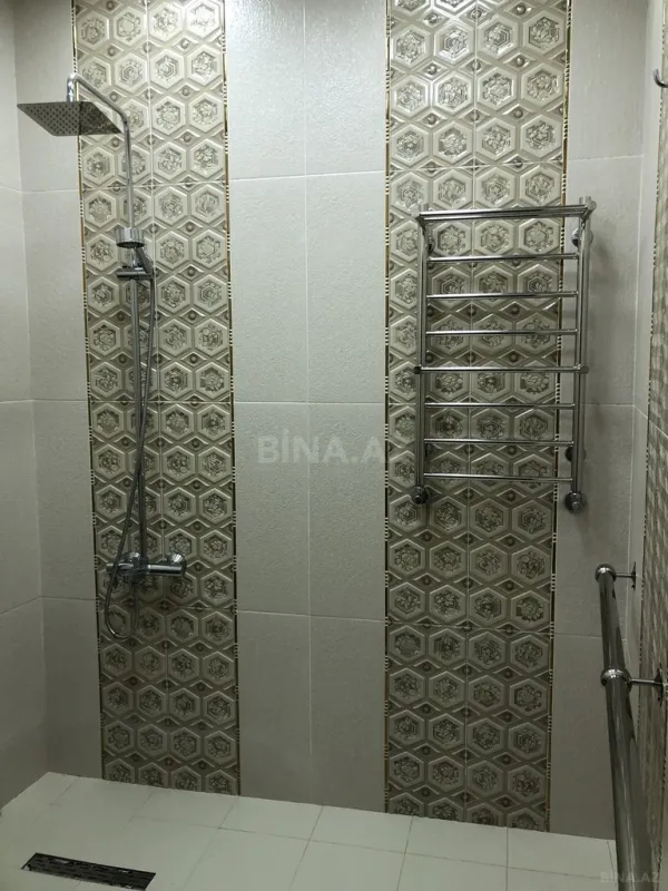 Kirayə verilir 5 otaqlı həyət evi 400 m²