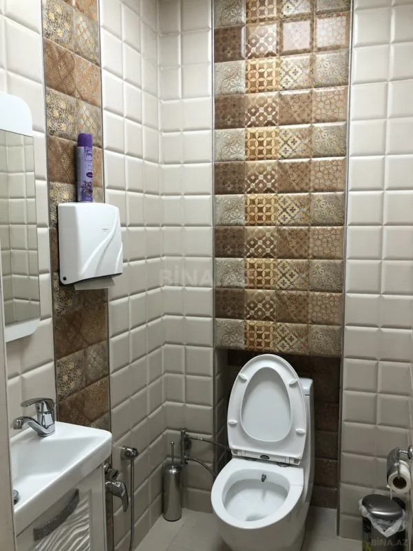 Kirayə verilir 5 otaqlı həyət evi 400 m²