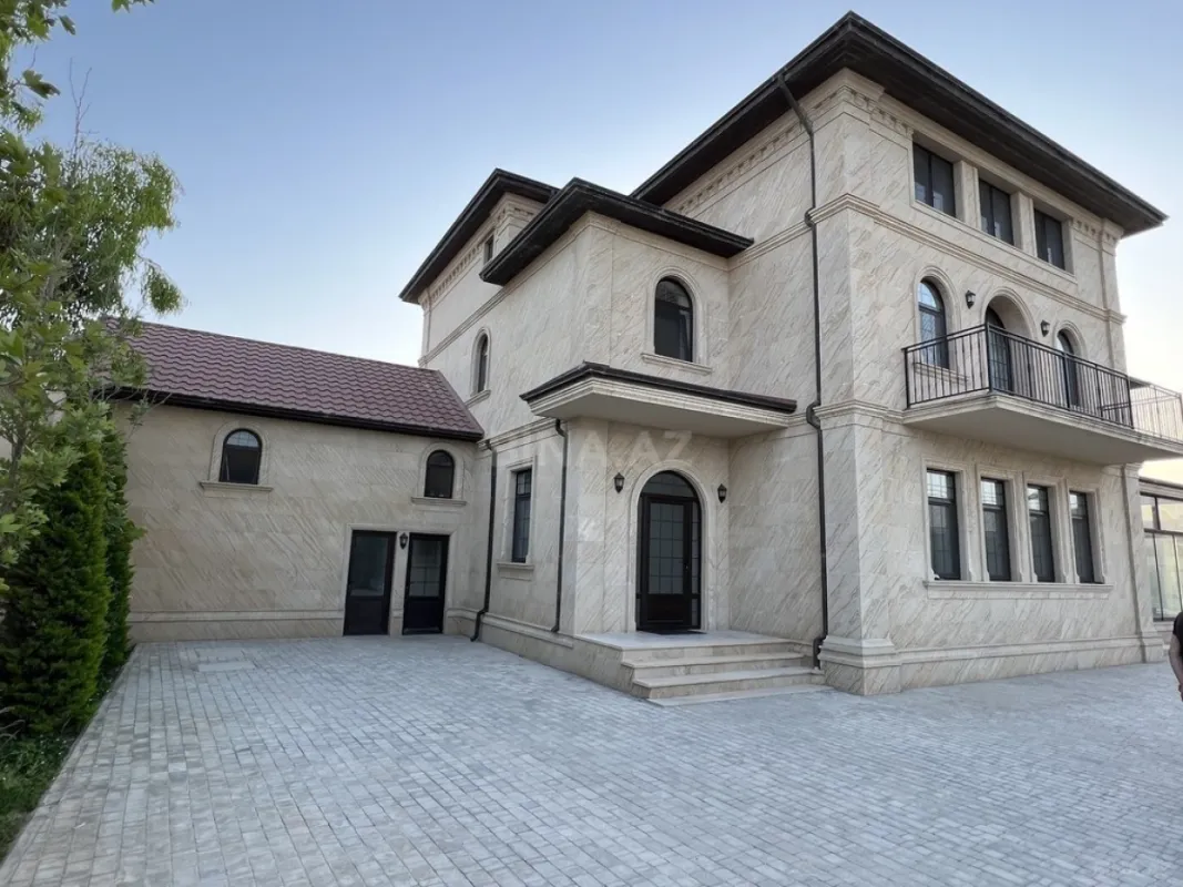 Kirayə verilir 7 otaqlı həyət evi 480 m²
