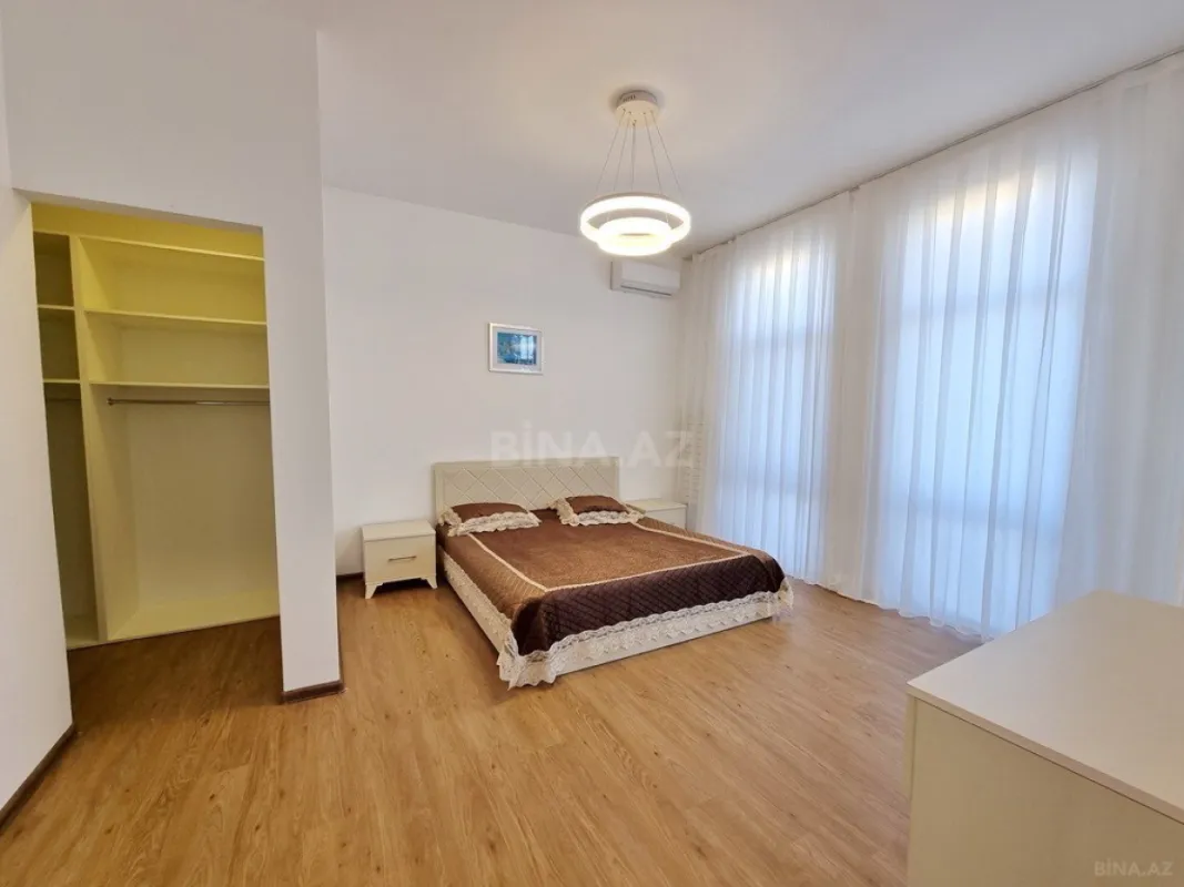 Satılır həyət evi 320 m²