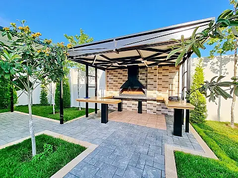 Satılır həyət evi 320 m²