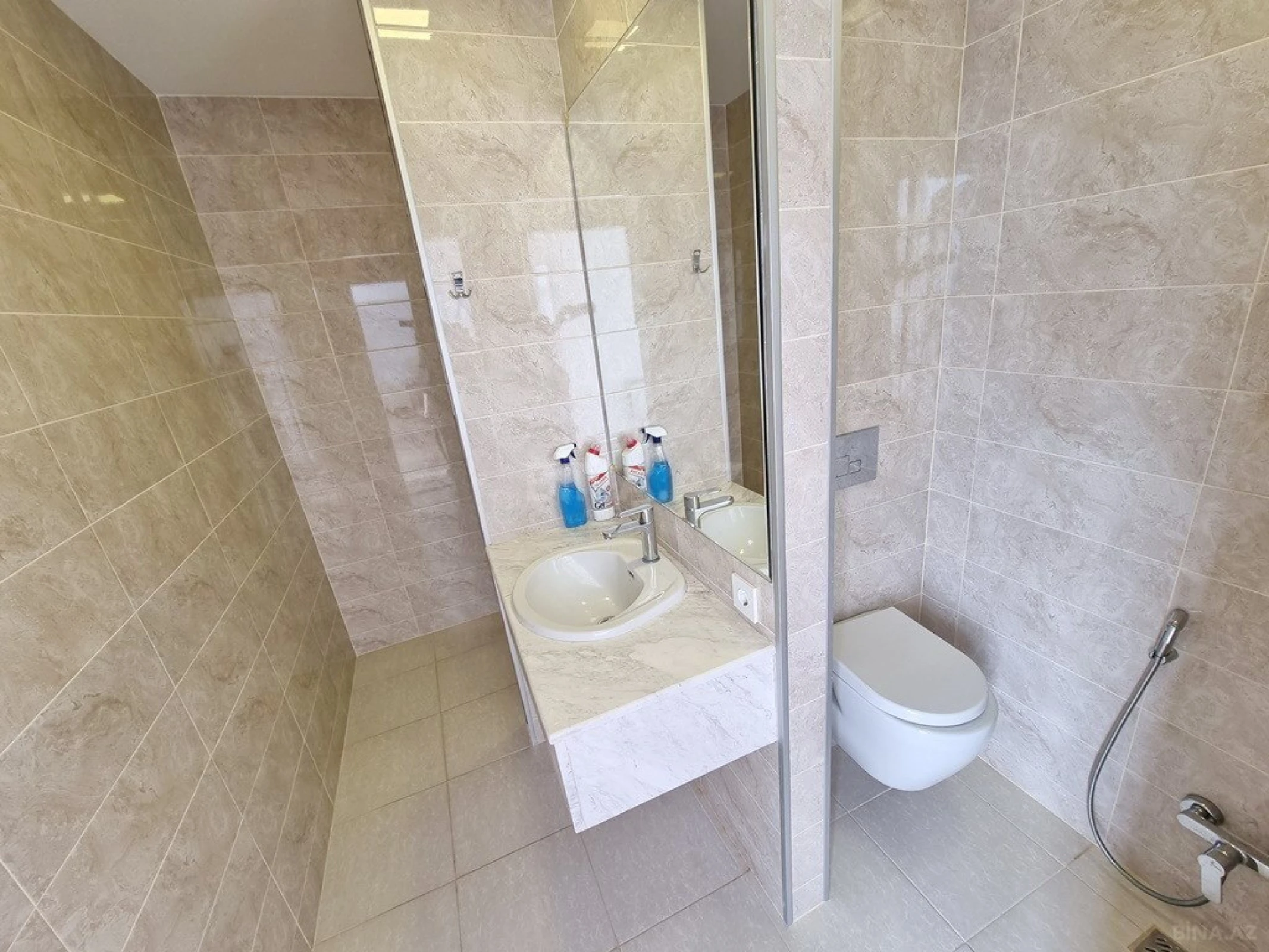 Satılır həyət evi 320 m²