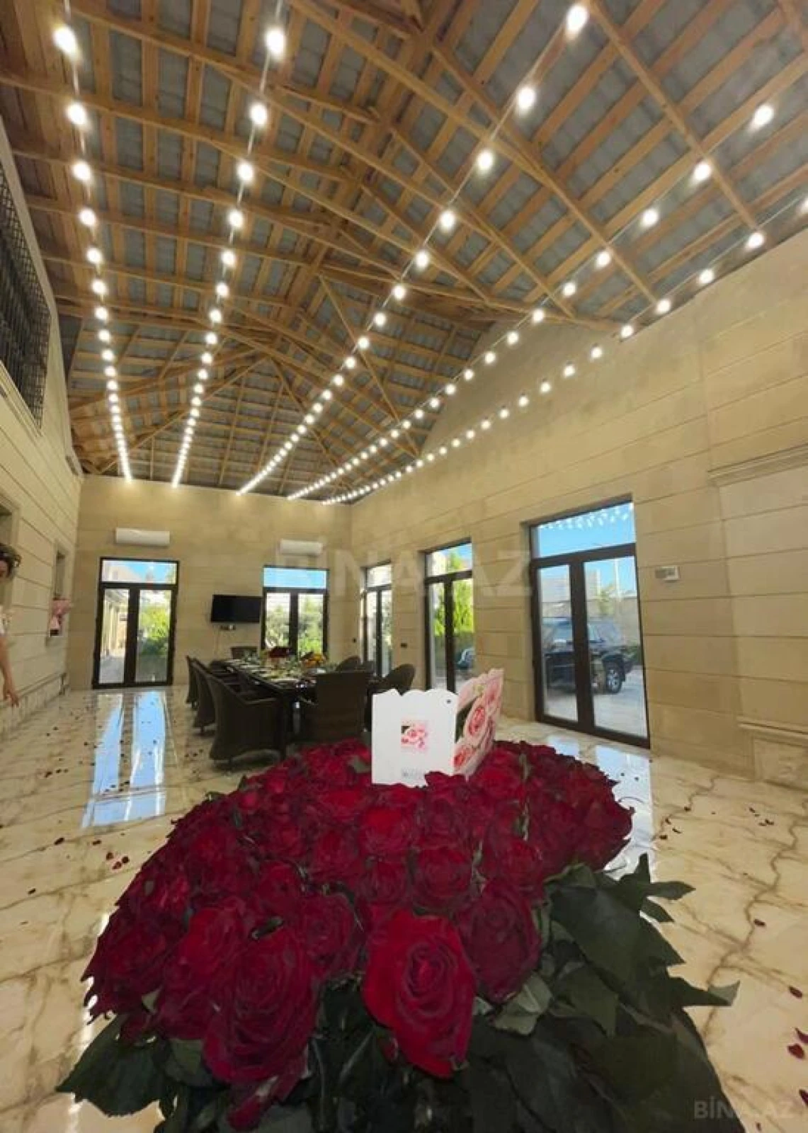 Kirayə verilir 5 otaqlı həyət evi 200 m²