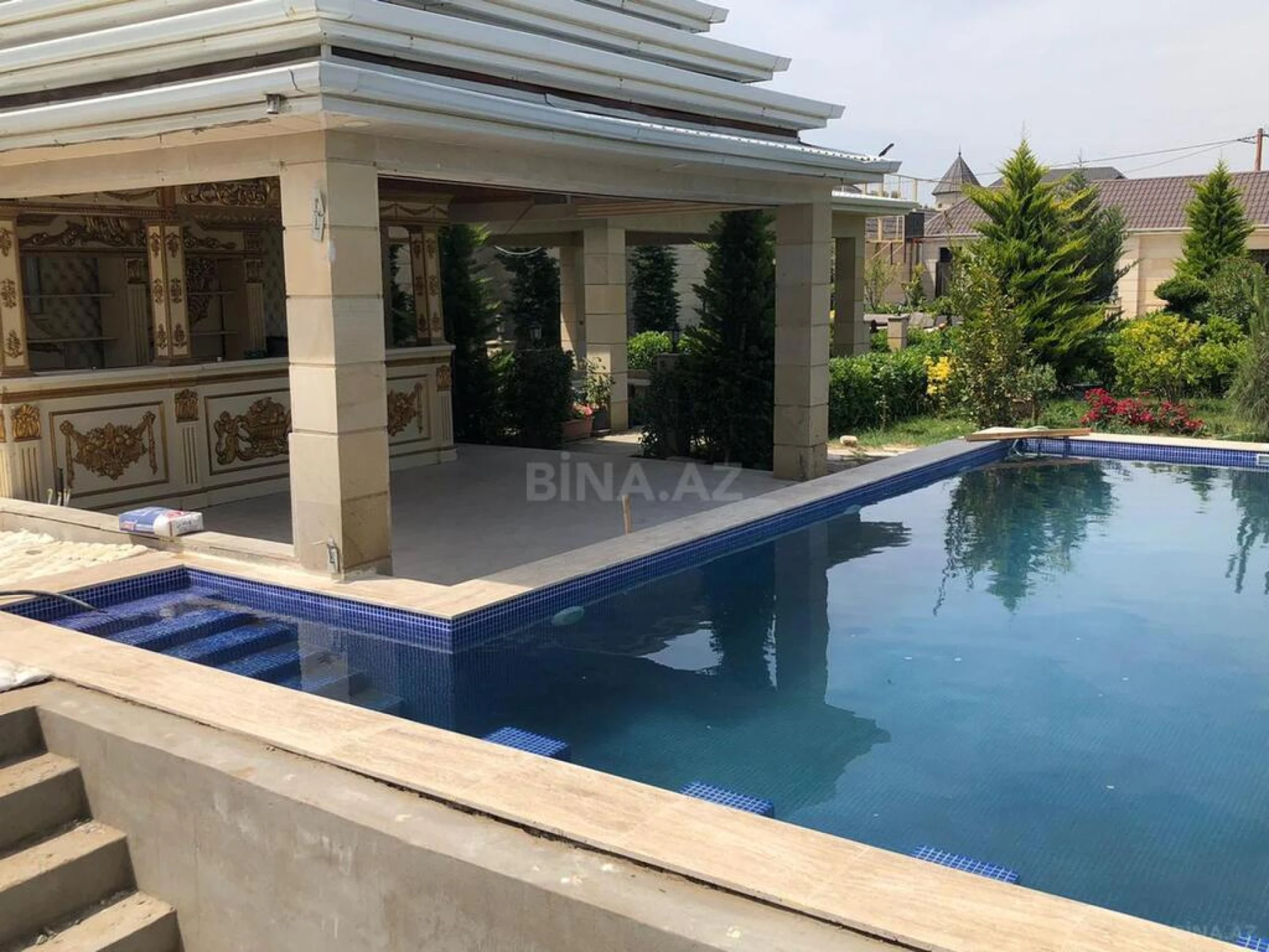 Kirayə verilir 5 otaqlı həyət evi 200 m²